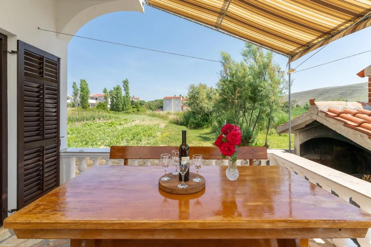 Apartments Anica - Vlasici Island Pag