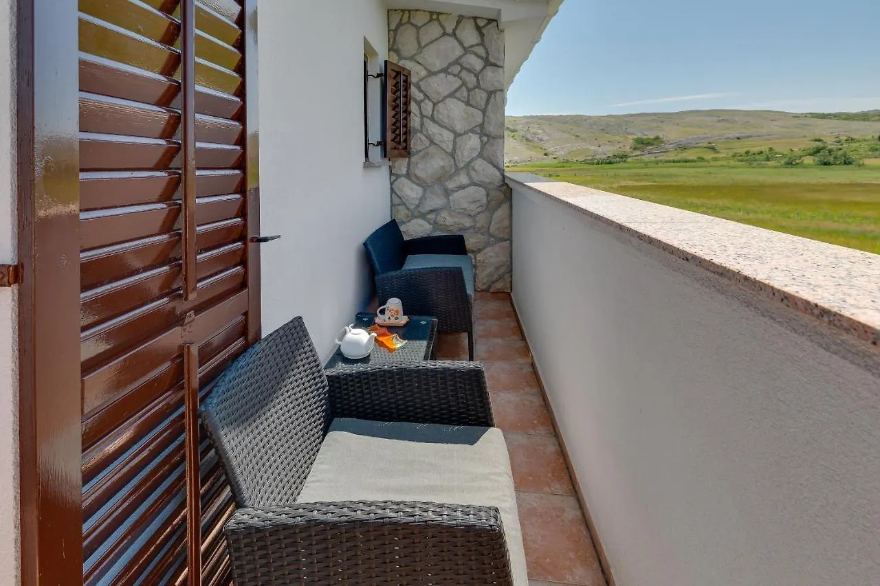 Apartments Anica - Vlasici Island Pag
